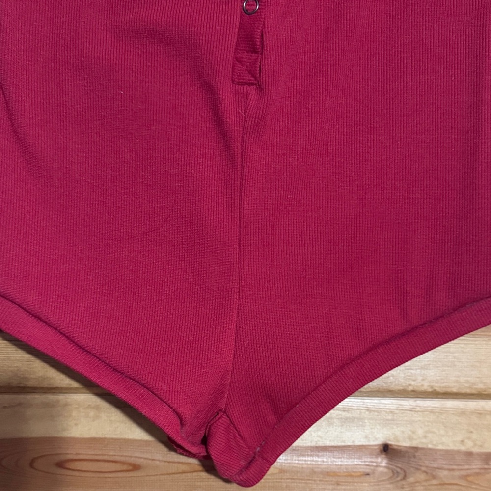 Moxeay Red Ribbed Bodysuit - Picture 3 of 5